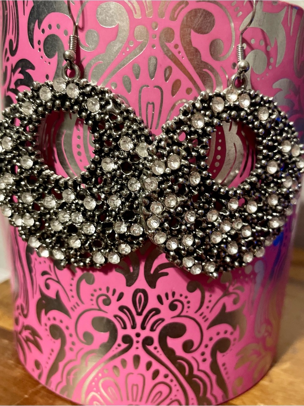 Rhinestone METAL Hoop Statement Earrings - Silver Tone
